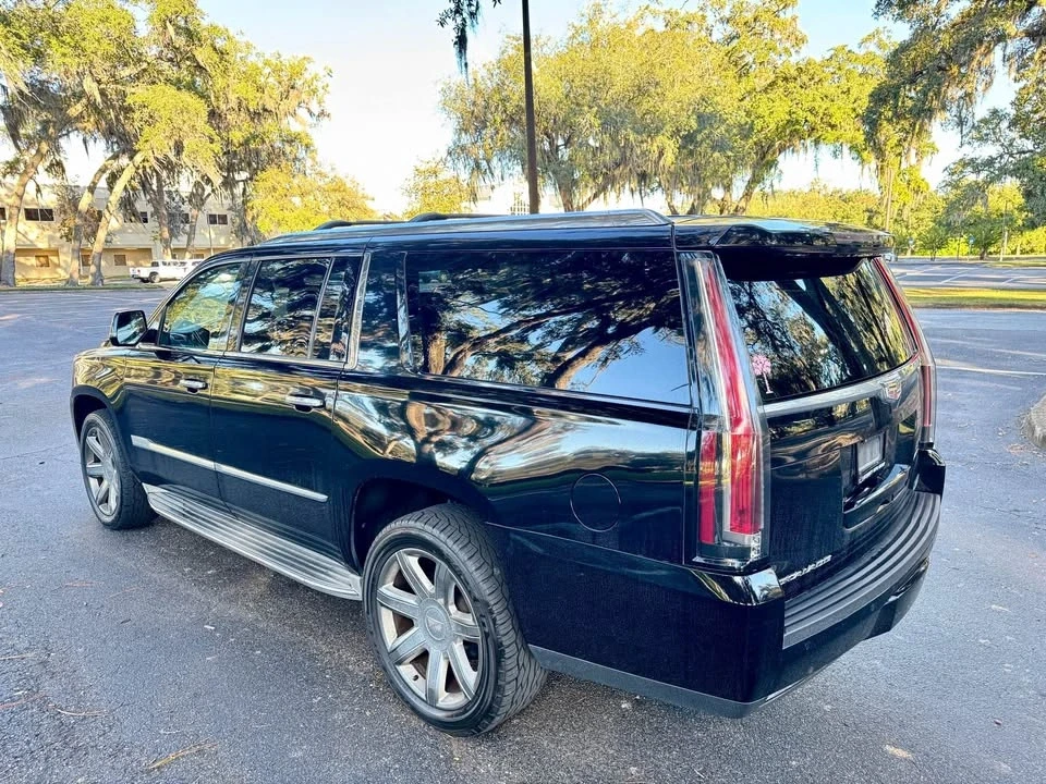 2015 Cadillac Escalade 4th Gen - Image 3 of 20