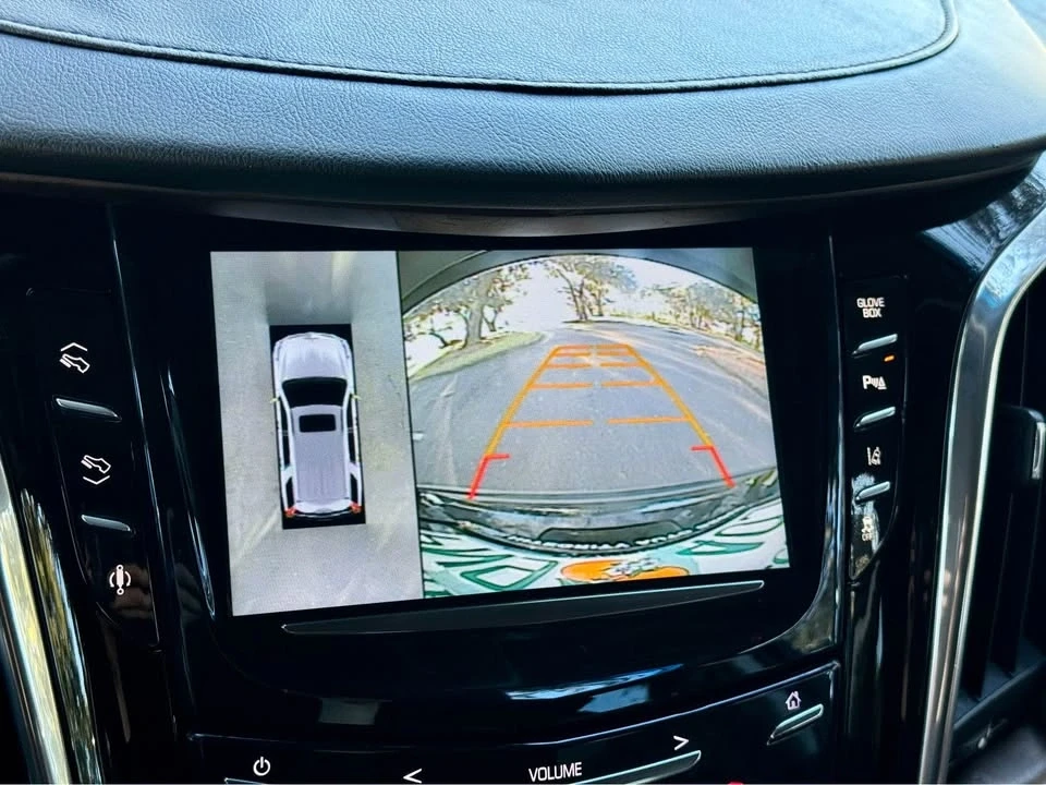 2015 Cadillac Escalade 4th Gen - Image 18 of 20