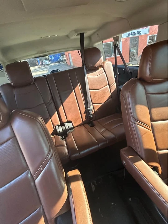 2015 Cadillac Escalade 4th Gen - Image 9 of 15