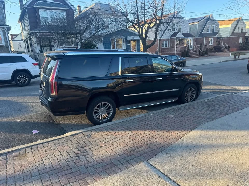 2015 Cadillac Escalade 4th Gen - Image 2 of 2