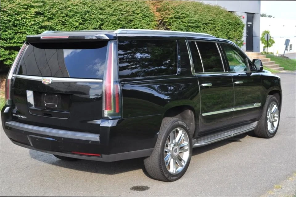 2015 Cadillac Escalade 4th Gen - Image 12 of 14