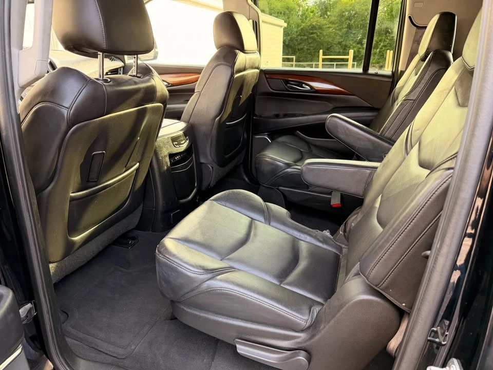 2015 Cadillac Escalade 4th Gen - Image 10 of 20