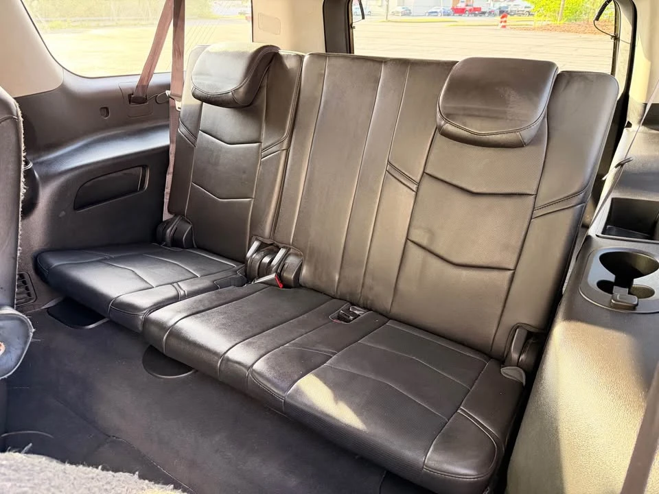 2015 Cadillac Escalade 4th Gen - Image 11 of 20