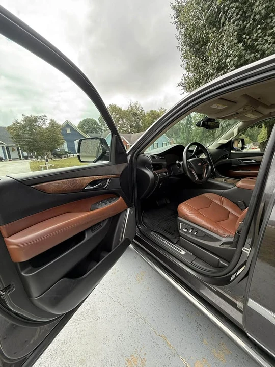 2015 Cadillac Escalade 4th Gen - Image 7 of 17