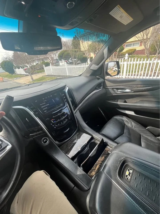 2015 Cadillac Escalade 4th Gen - Image 14 of 14