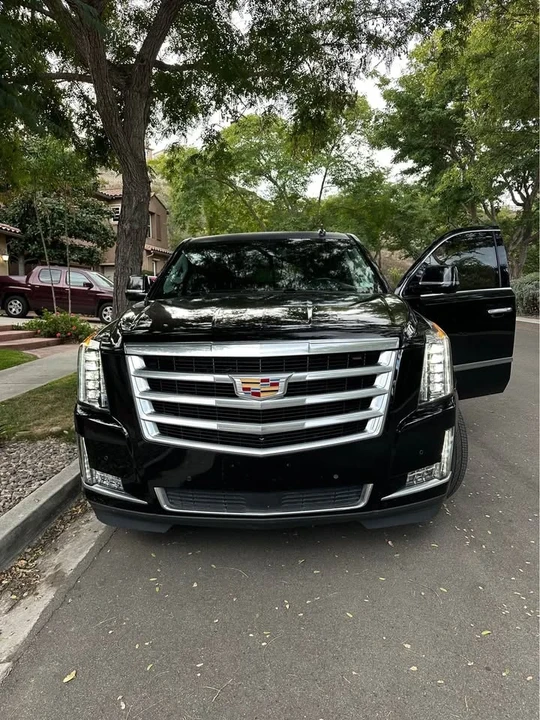 2015 Cadillac Escalade 4th Gen - Image 18 of 20