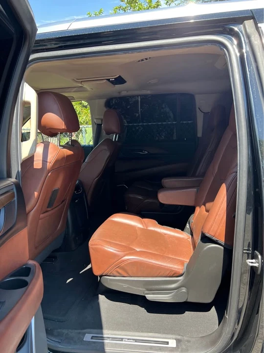 2015 Cadillac Escalade 4th Gen - Image 3 of 6