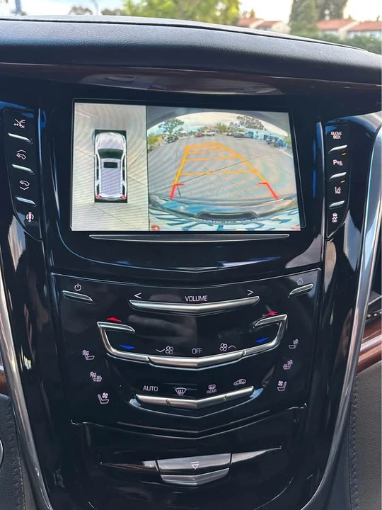 2015 Cadillac Escalade 4th Gen - Image 15 of 20