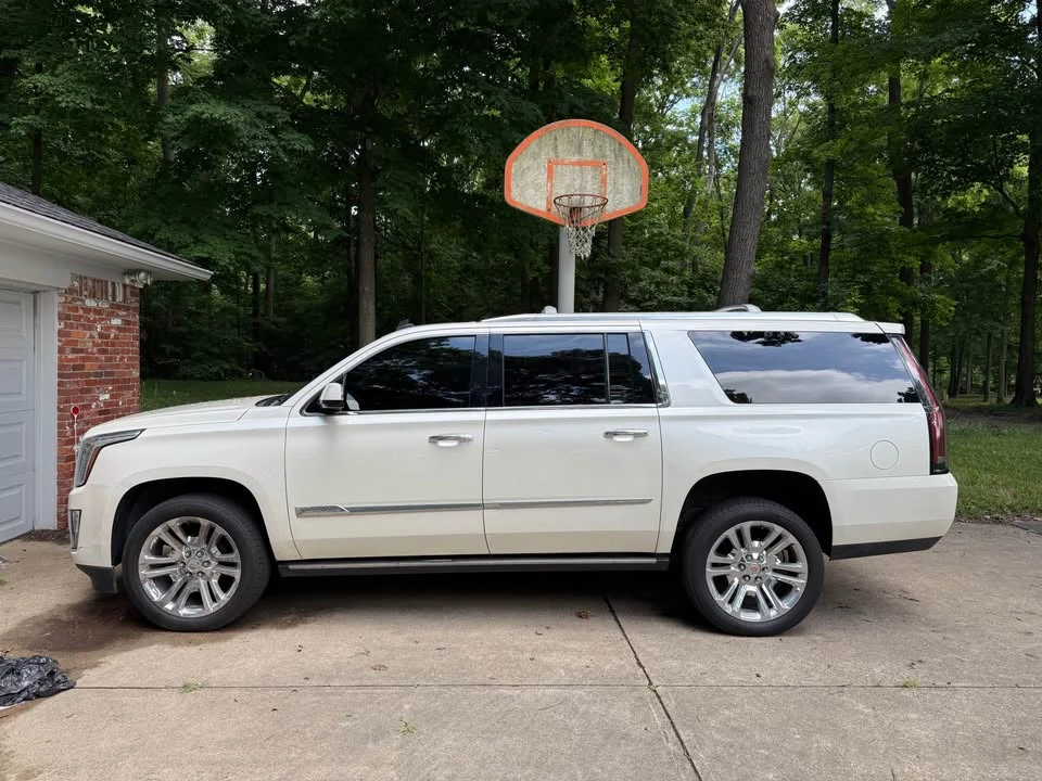 2015 Cadillac Escalade 4th Gen - Image 11 of 11
