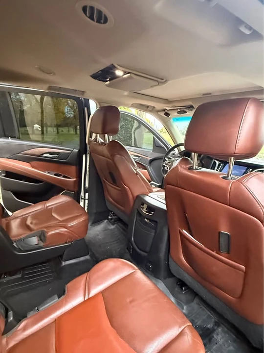 2015 Cadillac Escalade 4th Gen - Image 6 of 11