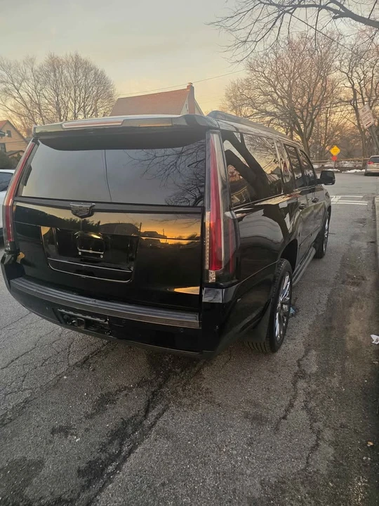 2015 Cadillac Escalade 4th Gen - Image 4 of 12