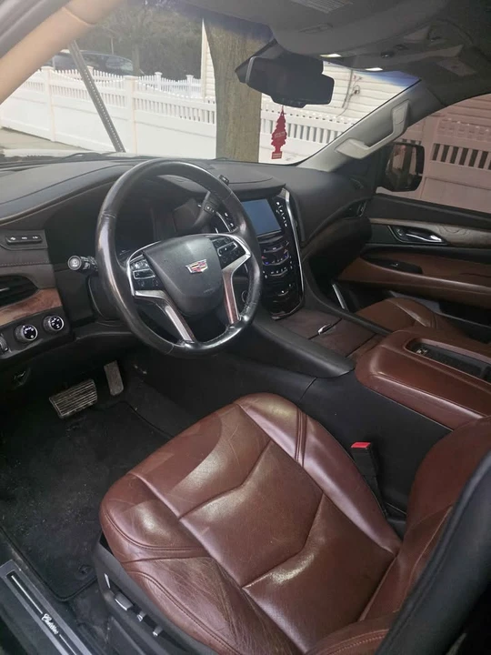 2015 Cadillac Escalade 4th Gen - Image 7 of 12