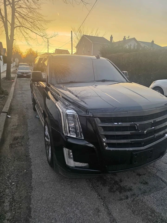 2015 Cadillac Escalade 4th Gen - Image 3 of 12