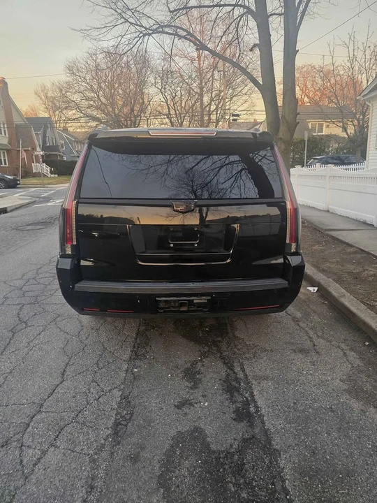 2015 Cadillac Escalade 4th Gen - Image 6 of 12