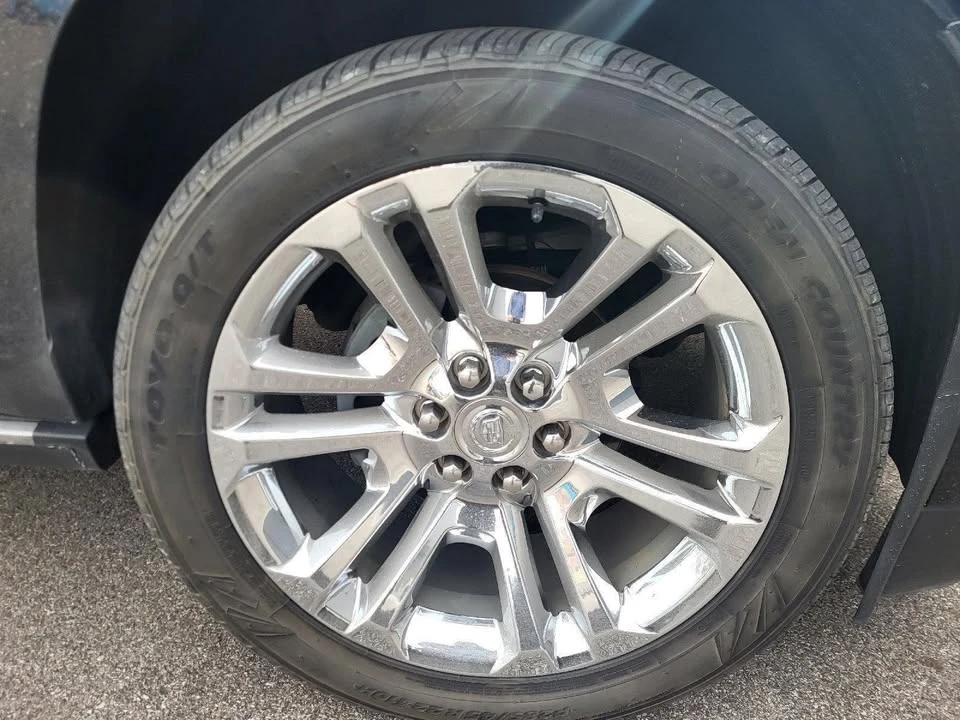 2015 Cadillac Escalade 4th Gen - Image 13 of 15