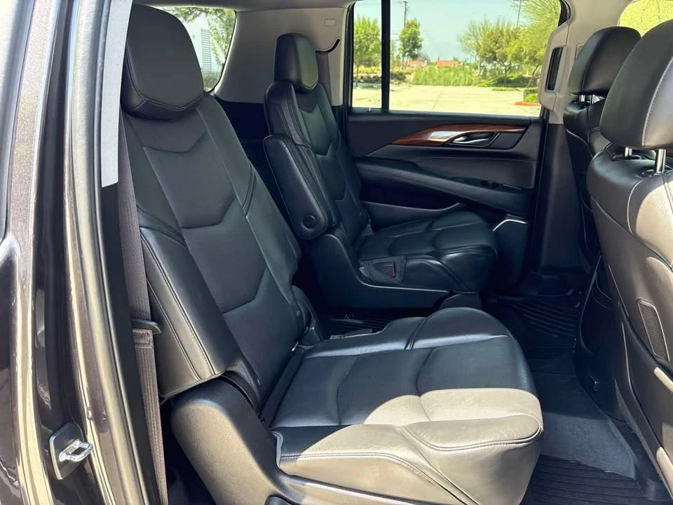 2015 Cadillac Escalade 4th Gen - Image 19 of 20