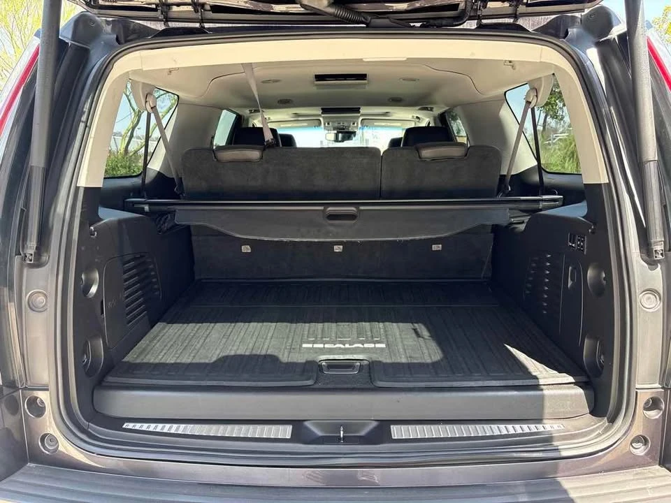 2015 Cadillac Escalade 4th Gen - Image 10 of 20