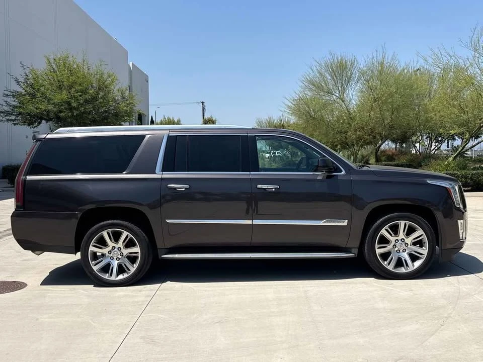 2015 Cadillac Escalade 4th Gen - Image 2 of 20