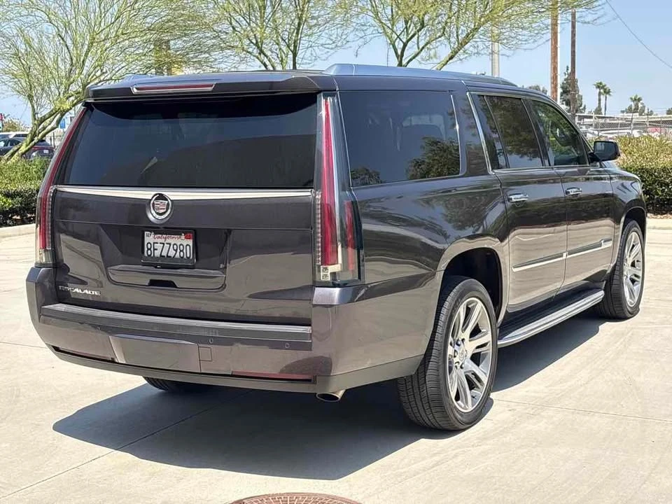 2015 Cadillac Escalade 4th Gen - Image 3 of 20