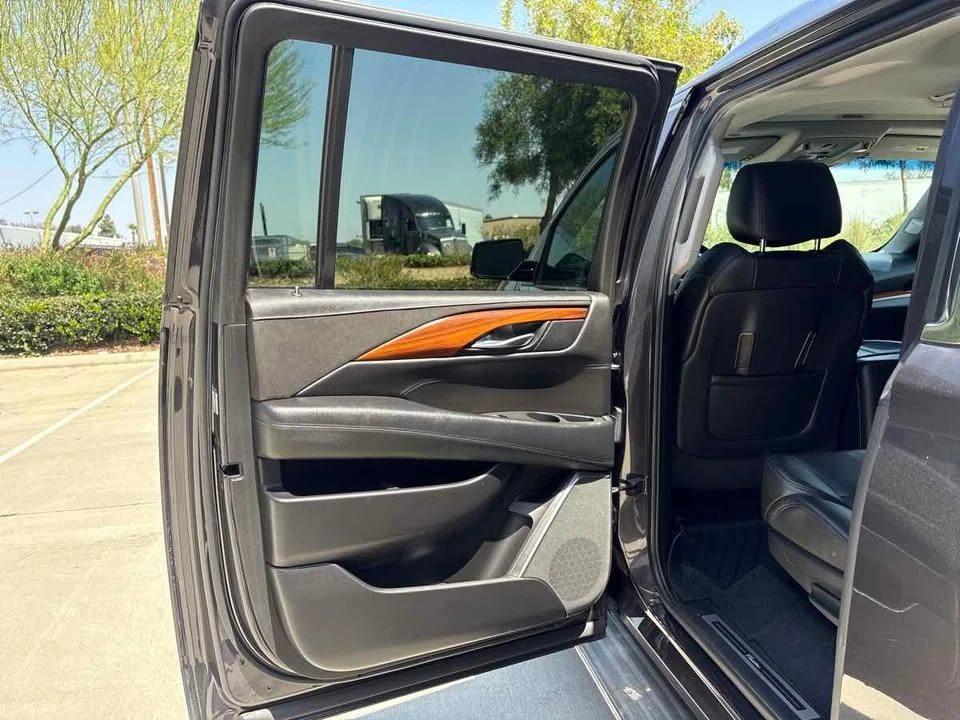 2015 Cadillac Escalade 4th Gen - Image 12 of 20