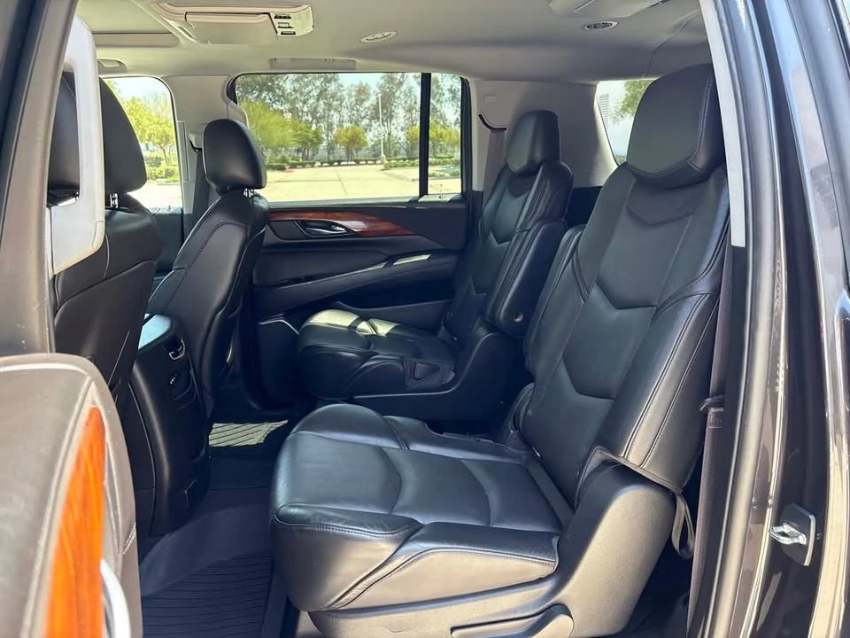 2015 Cadillac Escalade 4th Gen - Image 13 of 20