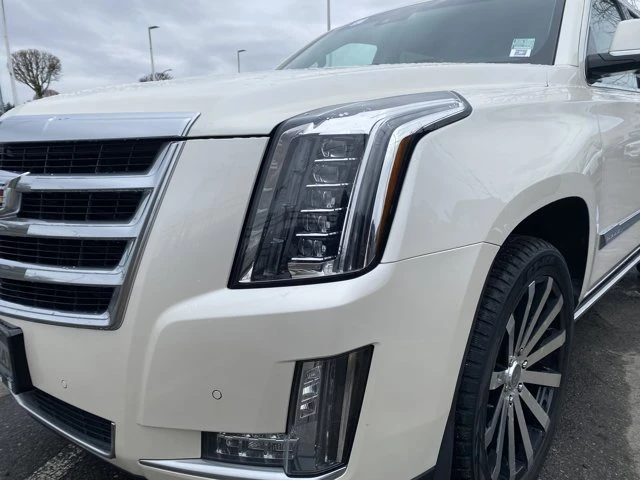 2015 Cadillac Escalade 4th Gen - Image 8 of 20