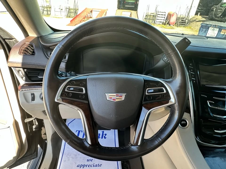 2015 Cadillac Escalade 4th Gen - Image 5 of 16
