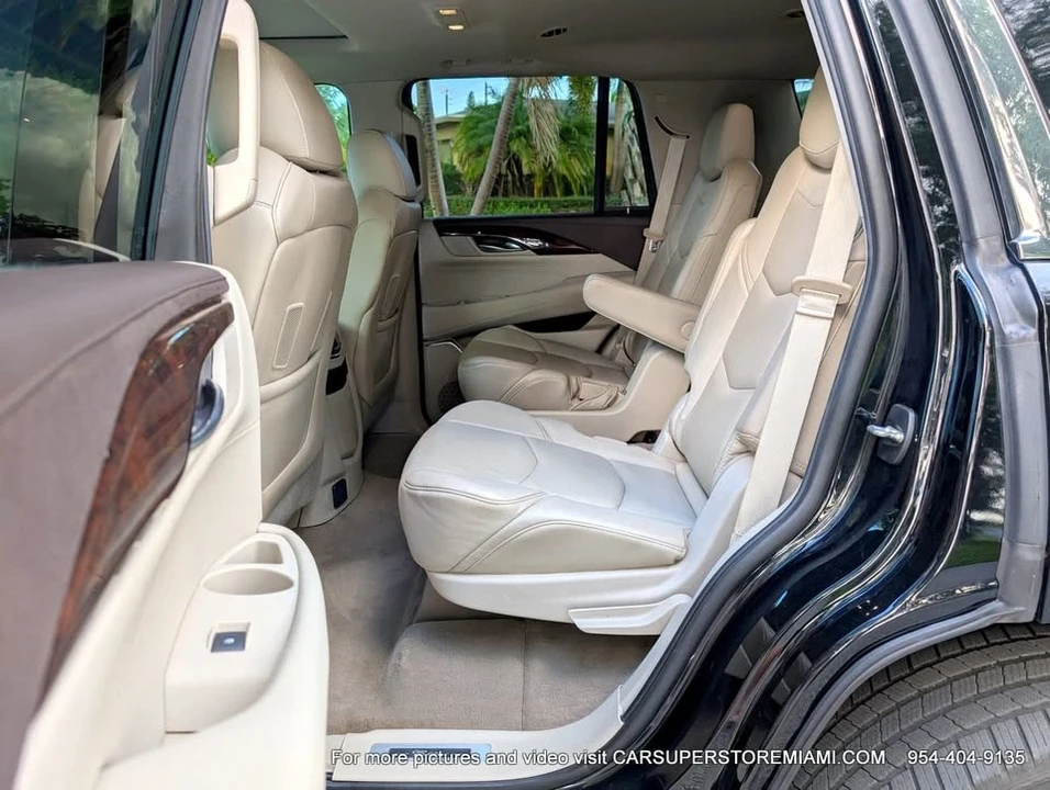 2015 Cadillac Escalade 4th Gen - Image 17 of 20