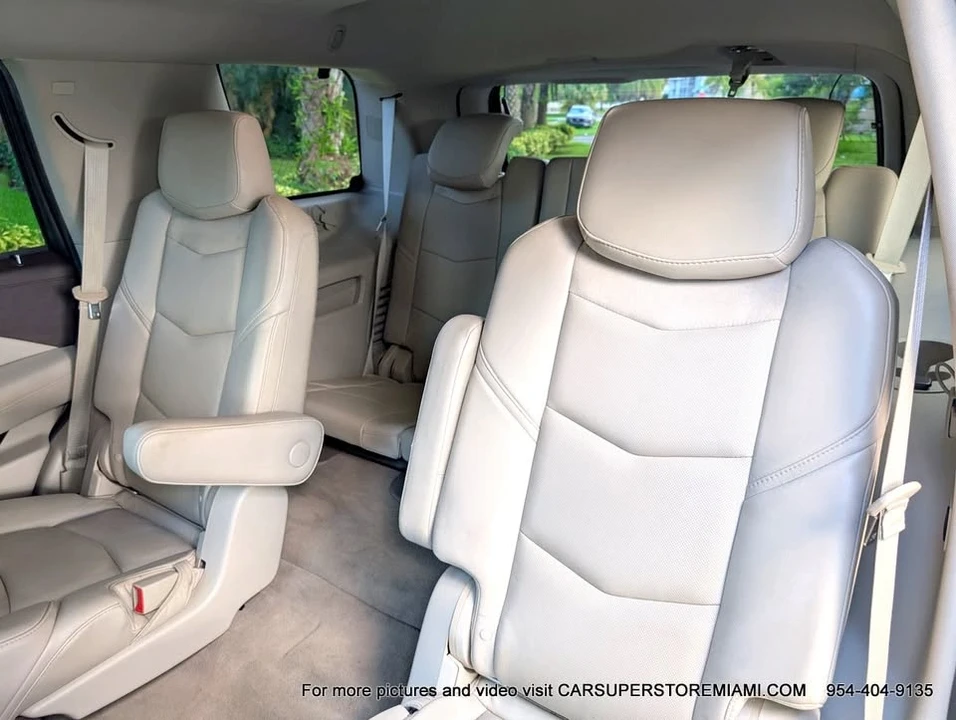 2015 Cadillac Escalade 4th Gen - Image 18 of 20