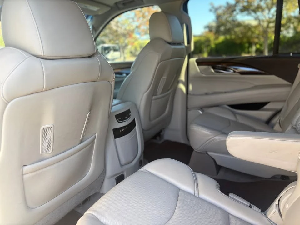 2015 Cadillac Escalade 4th Gen - Image 11 of 19