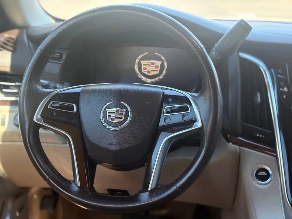 2015 Cadillac Escalade 4th Gen - Image 15 of 19