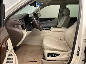 2015 Cadillac Escalade 4th Gen - Image 3 of 10