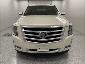 2015 Cadillac Escalade 4th Gen - Image 2 of 10