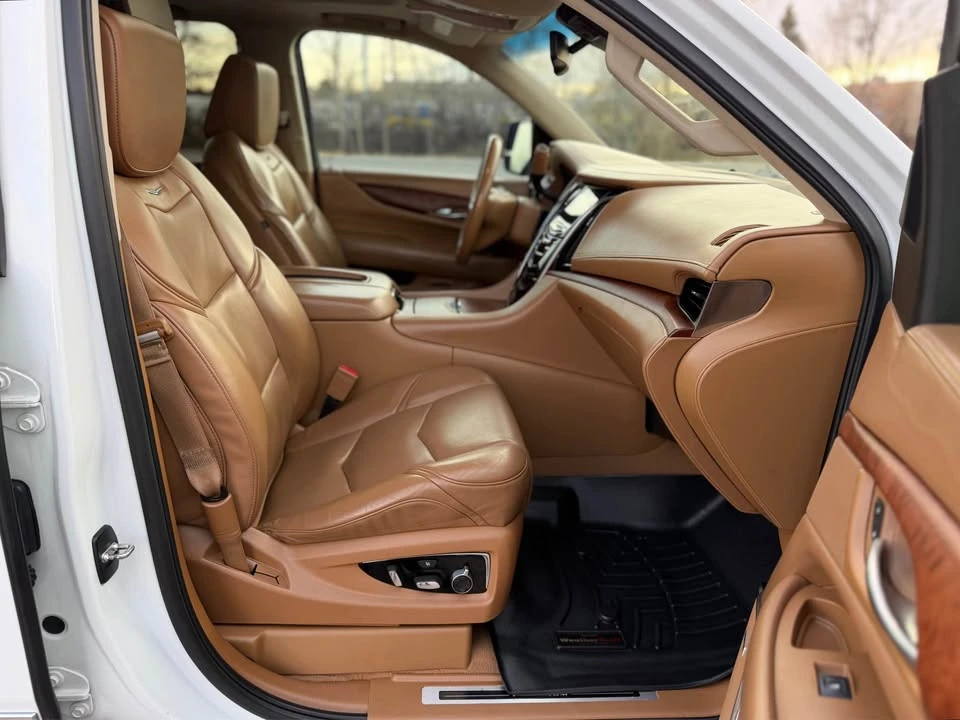 2015 Cadillac Escalade 4th Gen - Image 13 of 19