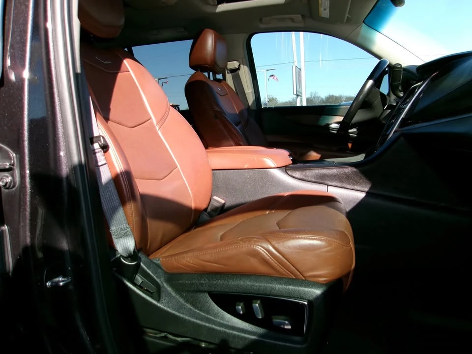 2015 Cadillac Escalade 4th Gen - Image 13 of 14
