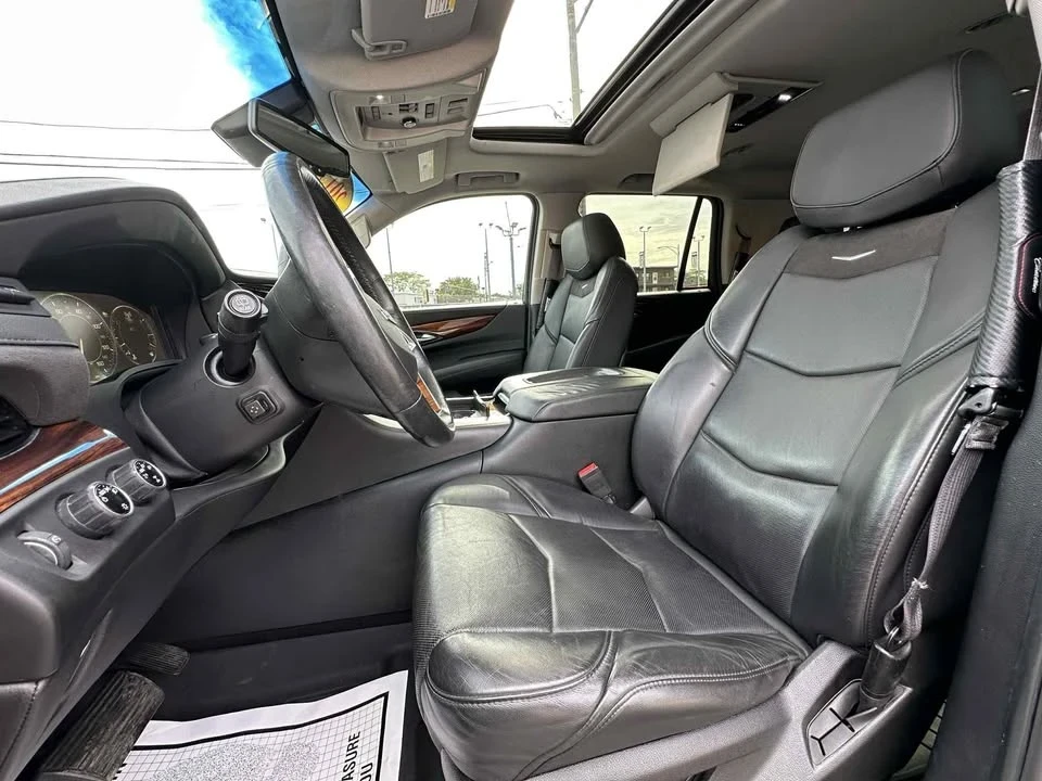 2015 Cadillac Escalade 4th Gen - Image 8 of 17