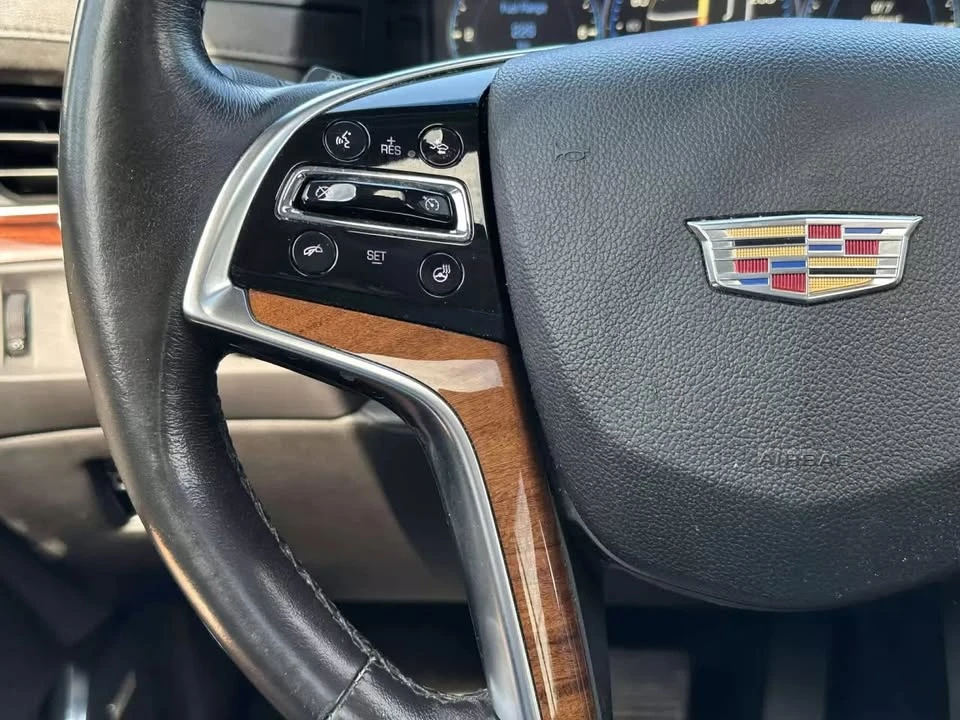 2015 Cadillac Escalade 4th Gen - Image 16 of 20
