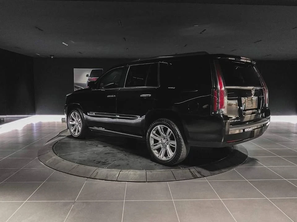 2015 Cadillac Escalade 4th Gen - Image 2 of 14