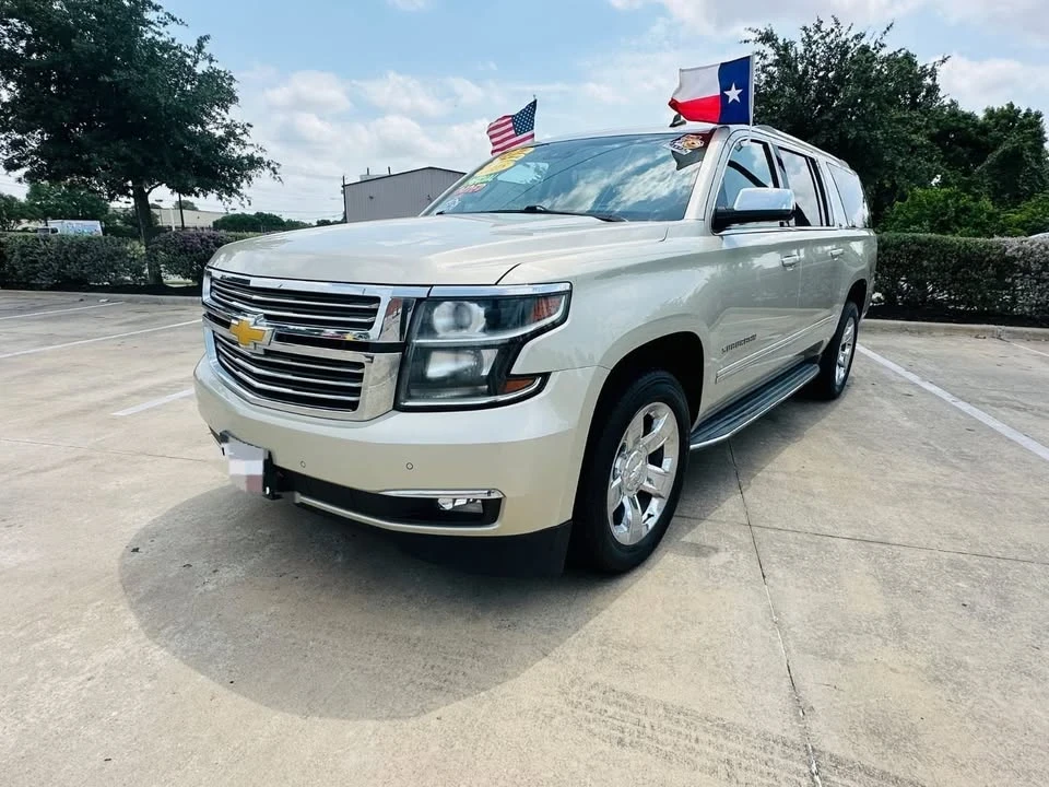 2015 Cadillac Escalade 4th Gen - Image 3 of 7