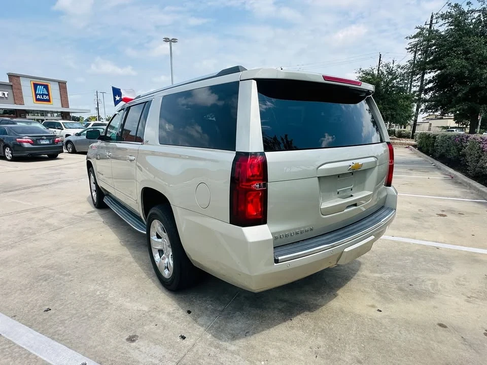 2015 Cadillac Escalade 4th Gen - Image 6 of 7