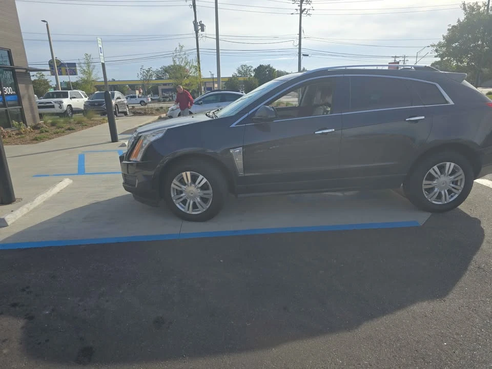 2015 Cadillac SRX - Image 4 of 10