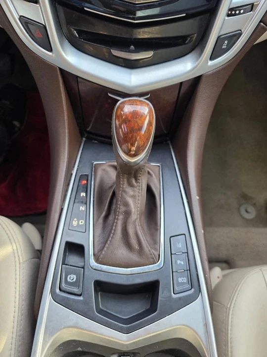 2015 Cadillac SRX - Image 14 of 19