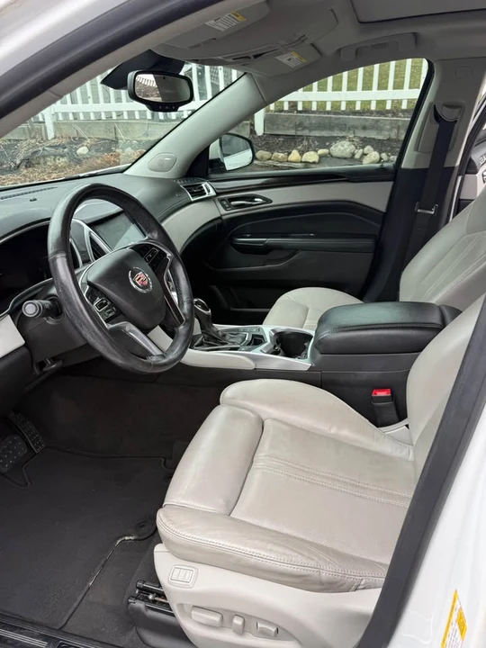 2015 Cadillac SRX - Image 8 of 11