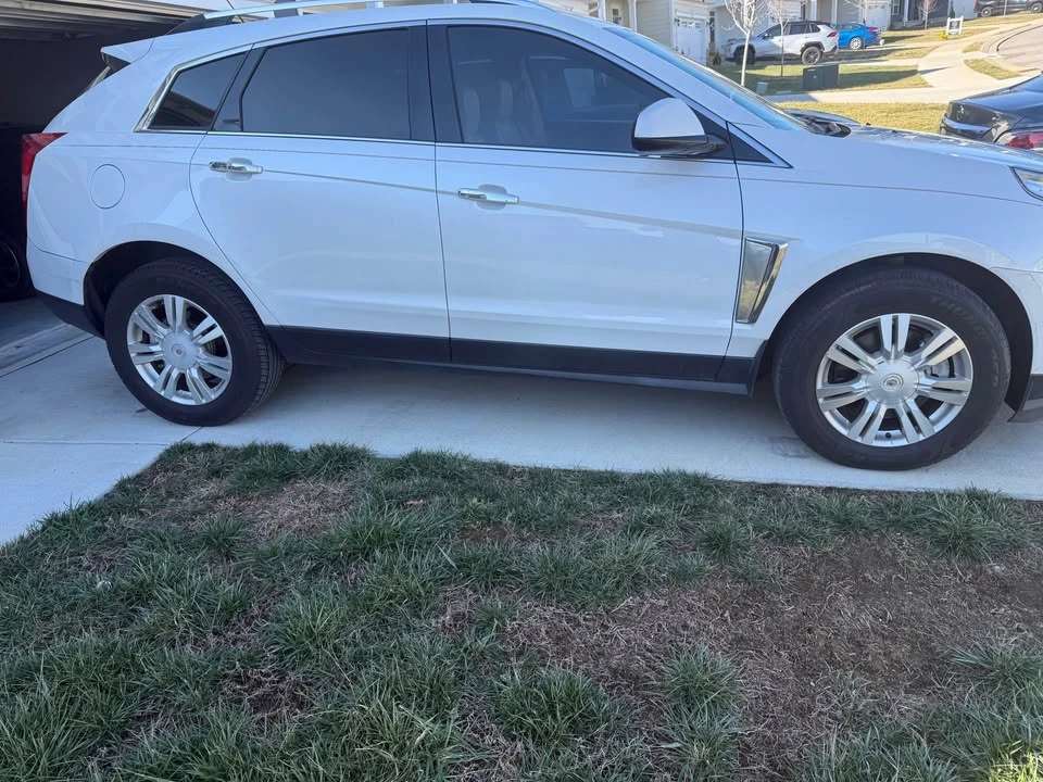 2015 Cadillac SRX - Image 9 of 10