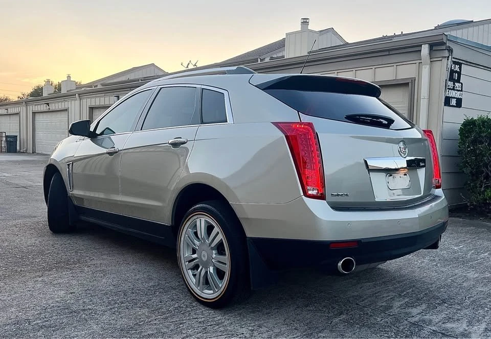2015 Cadillac SRX - Image 2 of 14