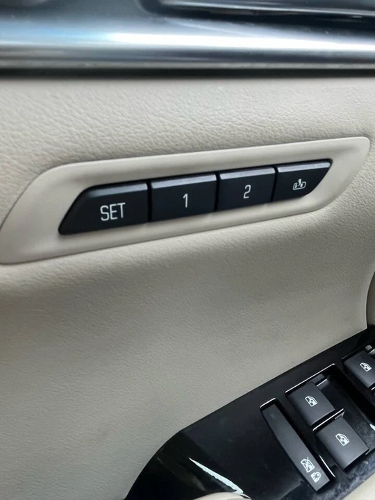 2015 Cadillac XTS - Image 19 of 20