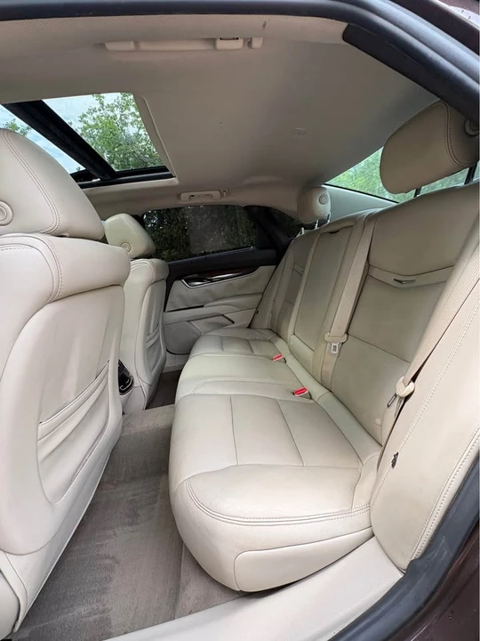 2015 Cadillac XTS - Image 10 of 11
