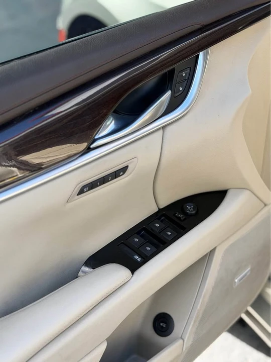 2015 Cadillac XTS - Image 8 of 20
