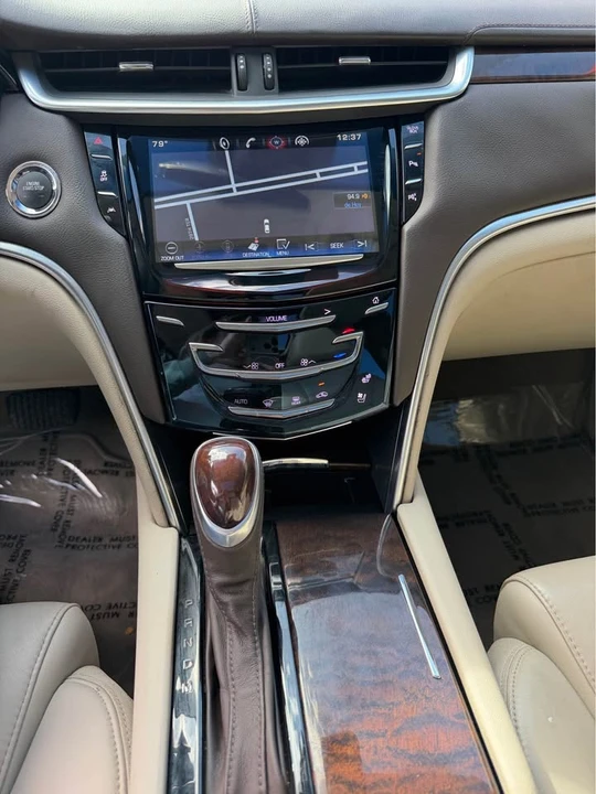 2015 Cadillac XTS - Image 11 of 20