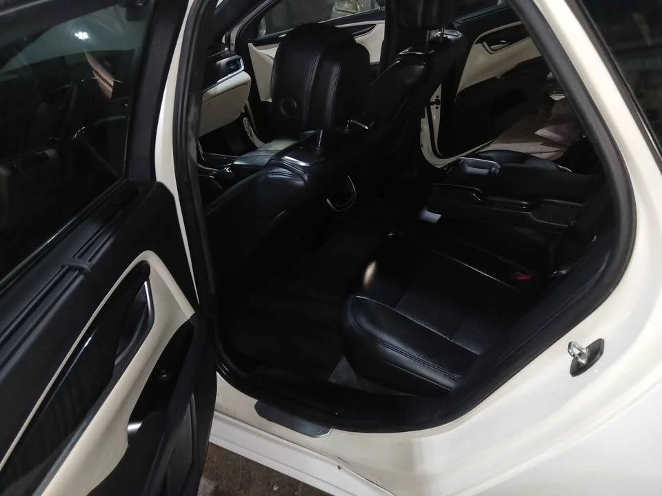 2015 Cadillac XTS - Image 14 of 18